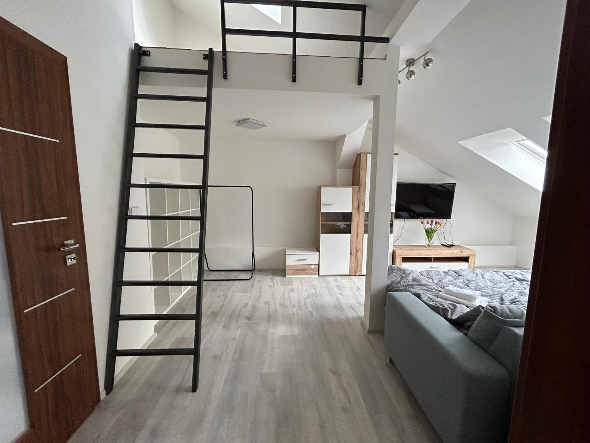 Apartment Cimburkova Praag Buitenkant foto